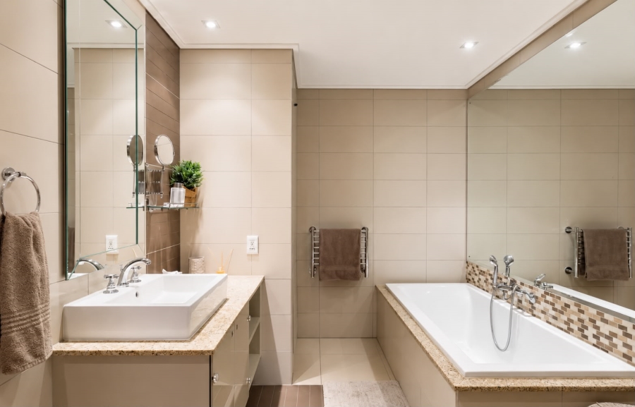 2 Bedroom Property for Sale in Green Point Western Cape